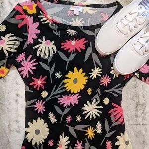 LuLaRoe Gigi Small
